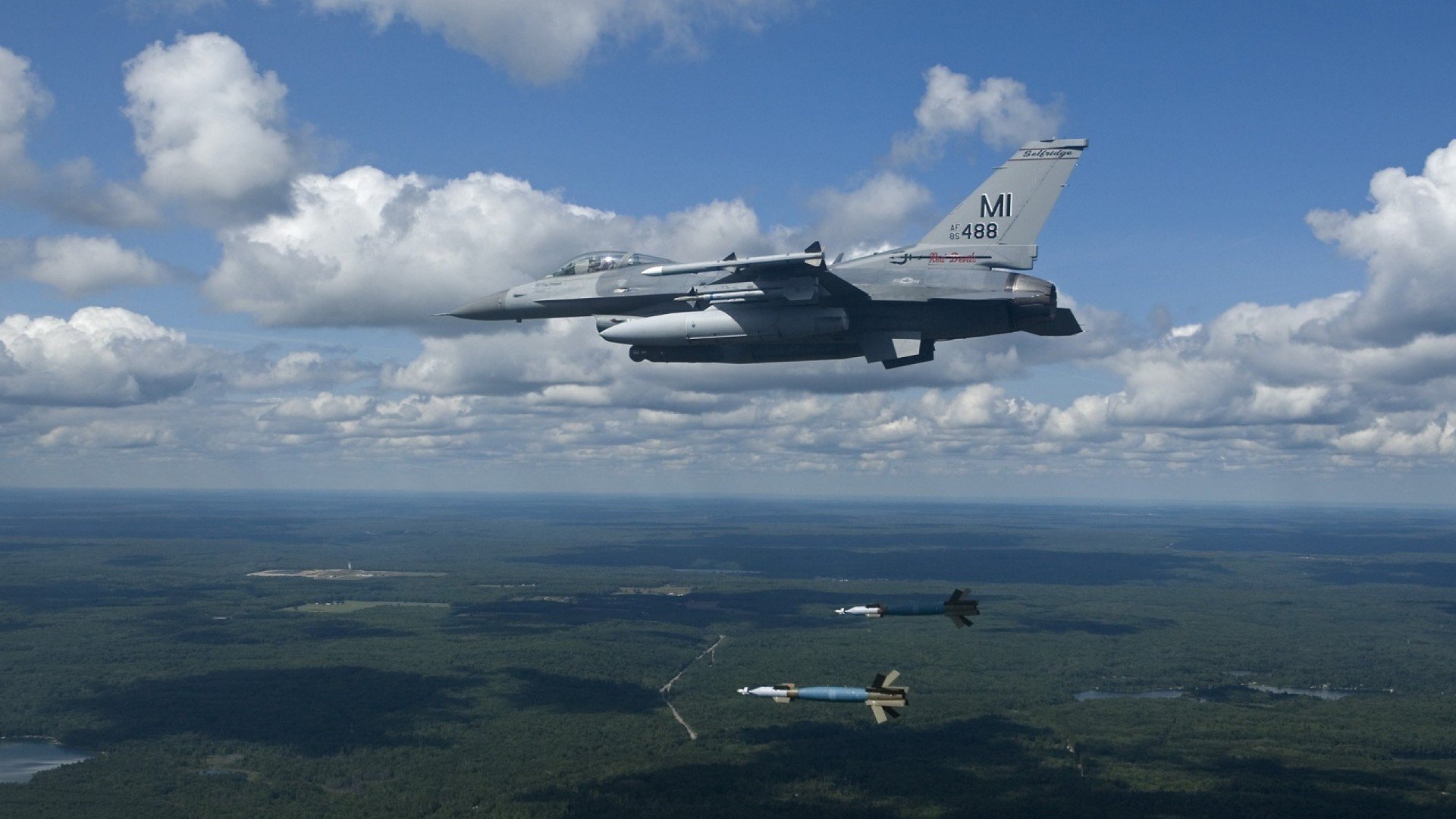 莱比锡主场2-0战胜霍芬海姆，积分榜上升，莱比锡主场球场