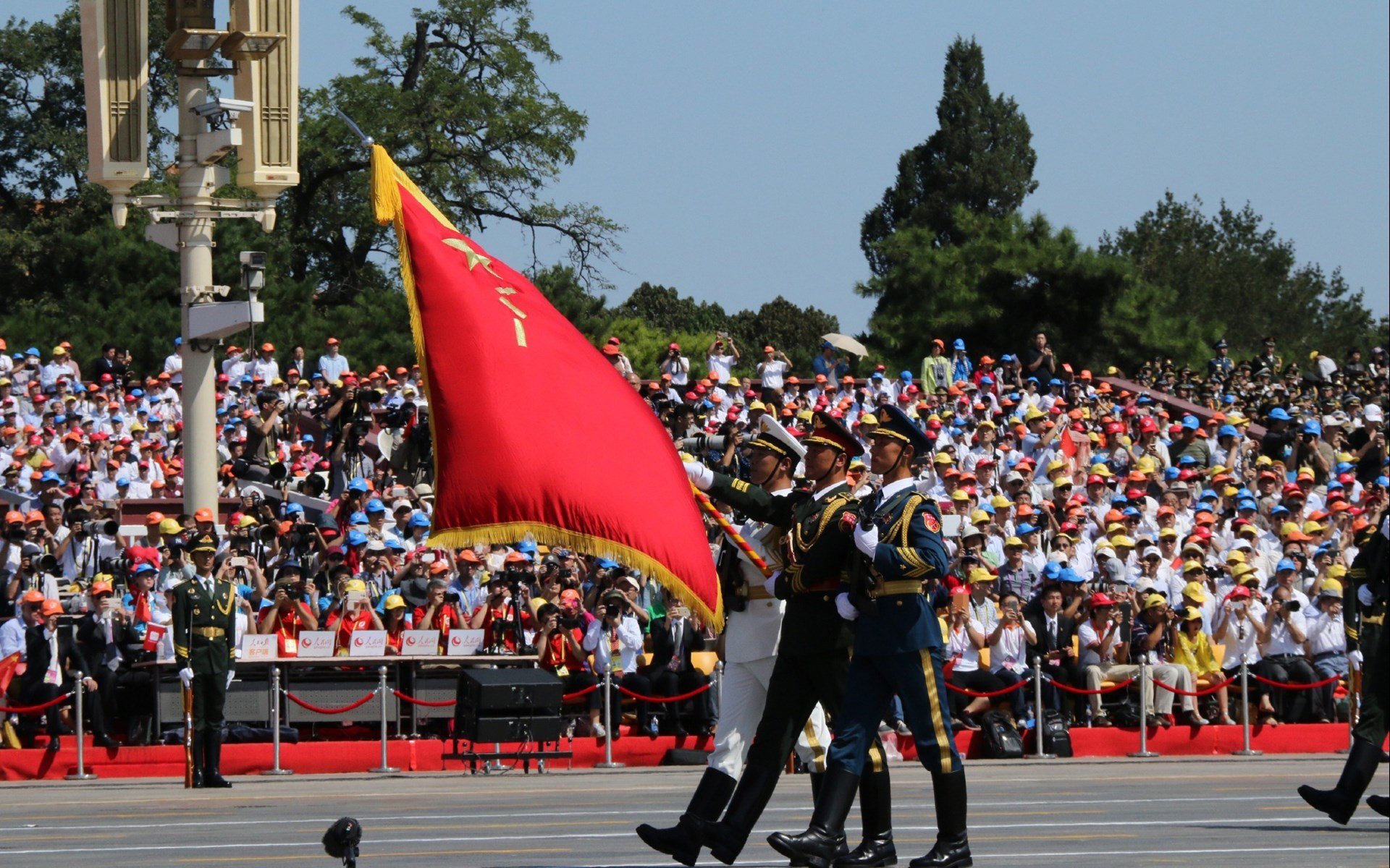 西甲球队采用情绪曲线预测模型调整下半场进攻强度