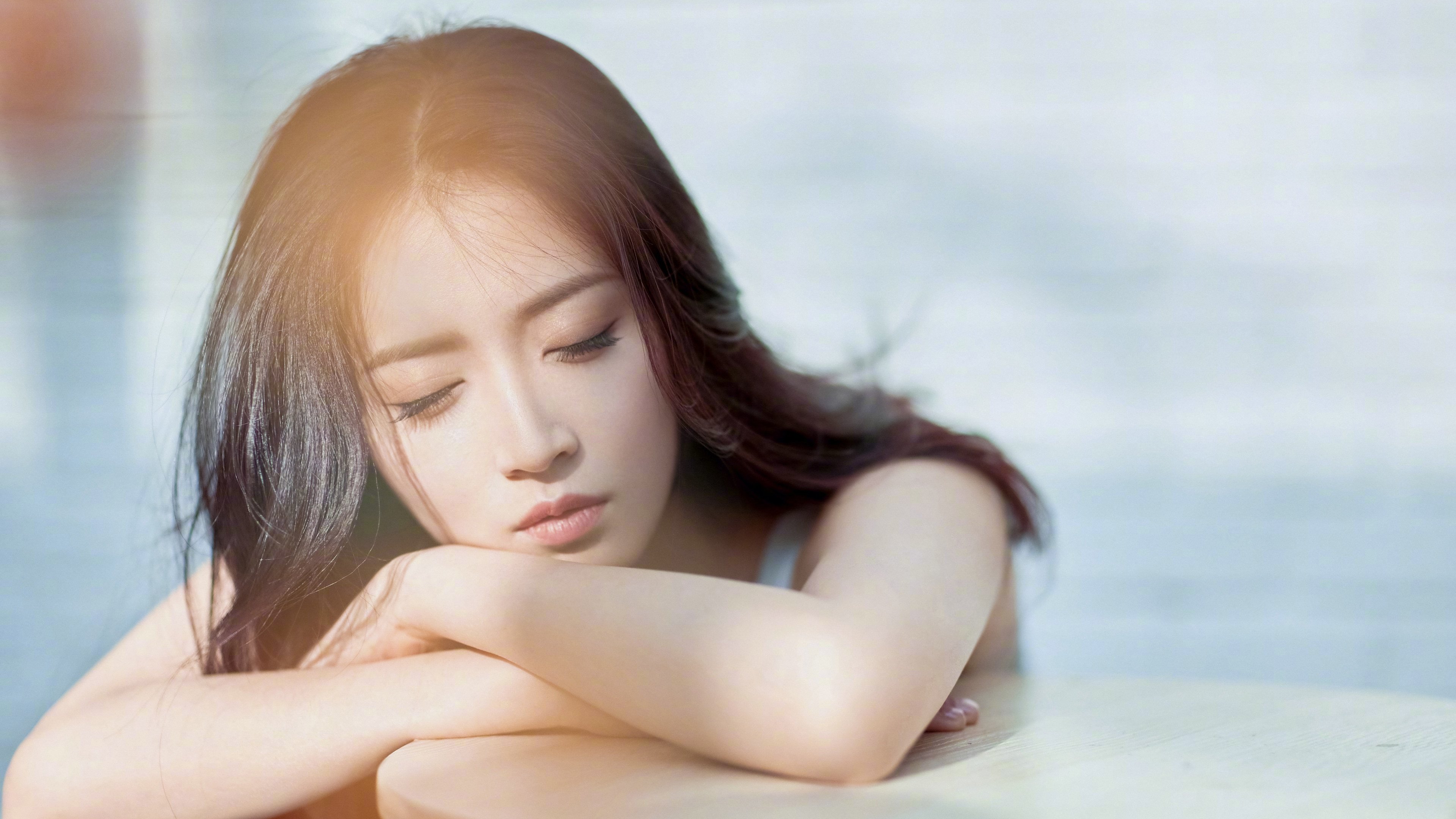 爱游戏-国际热身赛国家队惨败 球迷讨论战术短板，国际热身赛直播